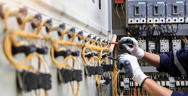 Professional Electrician technician working in Pharr, TX